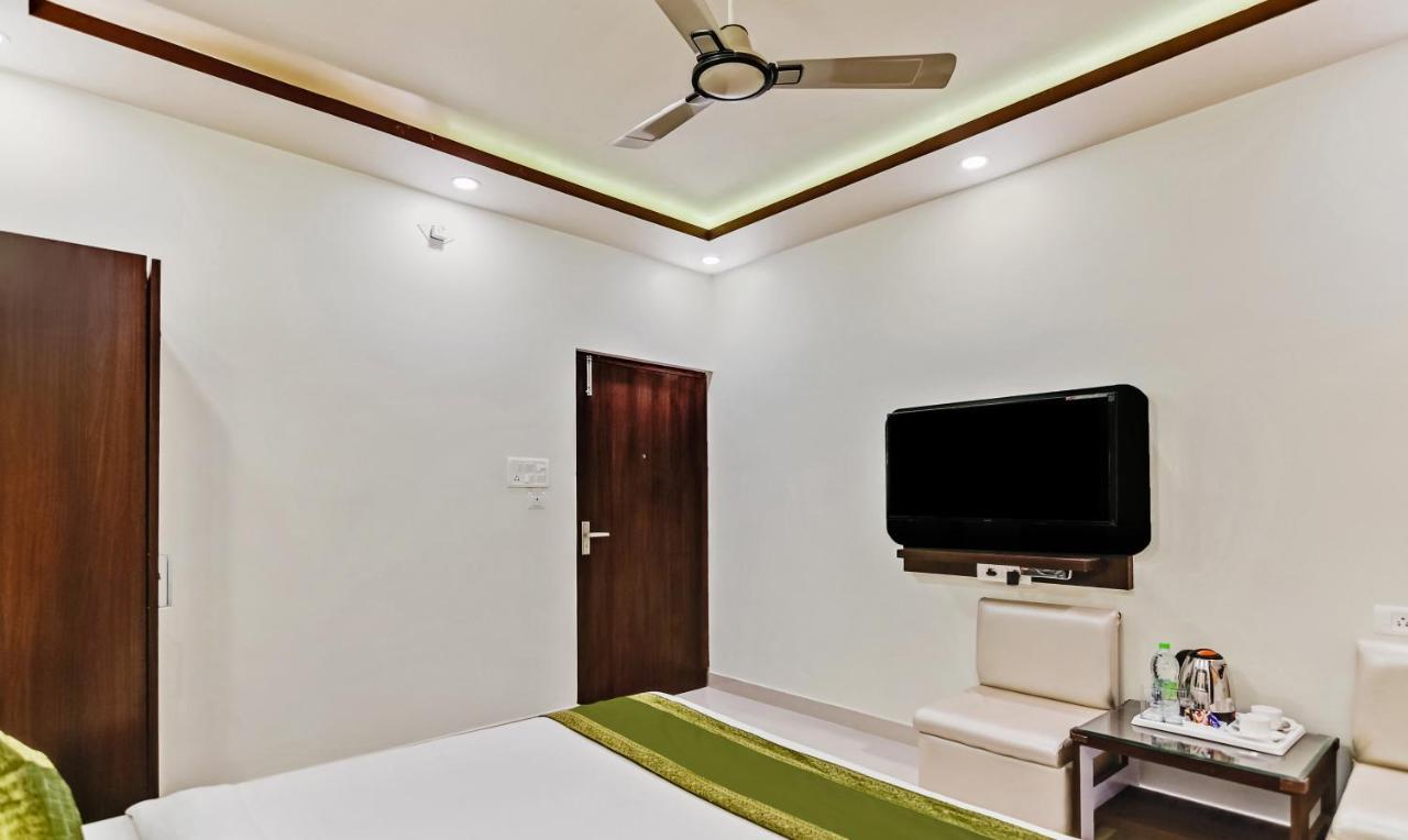 فندق Treebo Resto- Near Lucknow Railway Station المظهر الخارجي الصورة